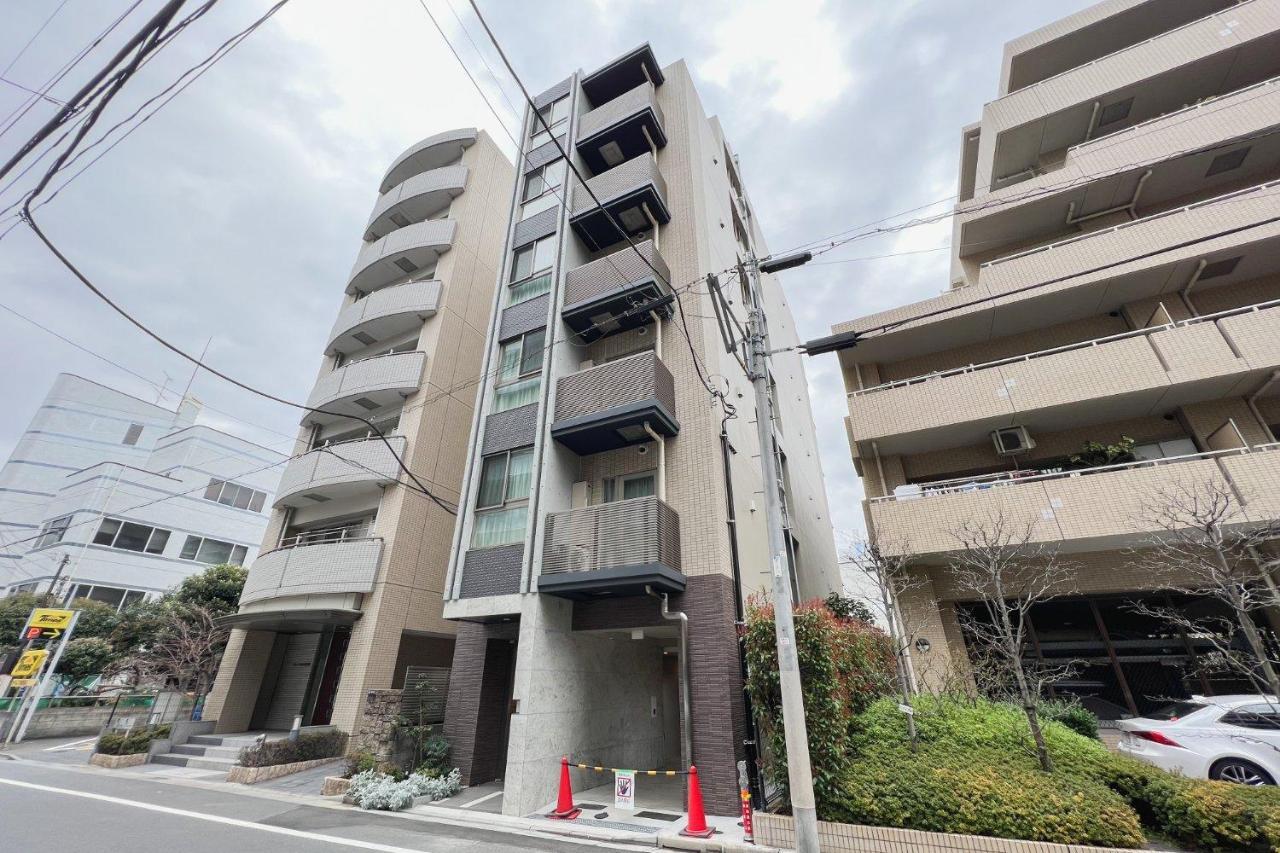 Lafesta Higashikomagata Apartamento *