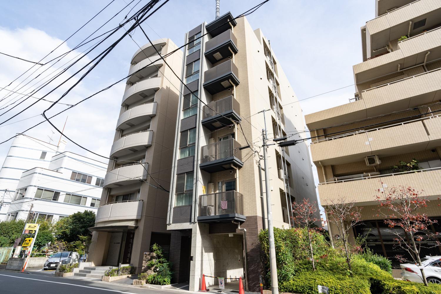 Lafesta Higashikomagata Appartement
